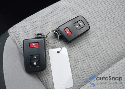 2018 Toyota Rav4 Xle z USA, uszkodzony, nr VIN JTMRFREVXJJ237542